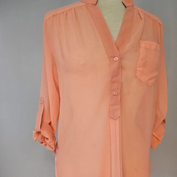Sheer button-up NWT Francesca's Collections Size S - Picture 9 of 16